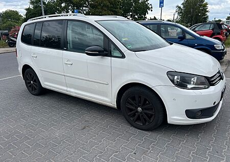 VW Touran Volkswagen Style , Automatik , 7. Sitze 1.6 TDI Blue