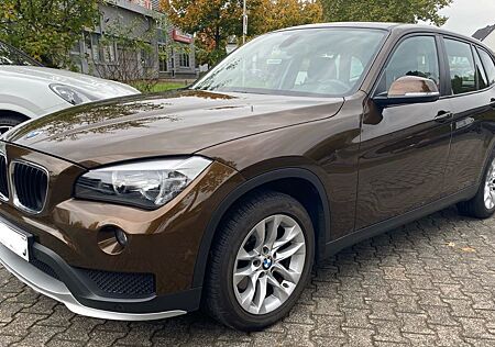 BMW X1 sDrive18i -I Hand/Navi/PDC/28500km