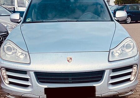 Porsche Cayenne S mit Prins Gasanlage