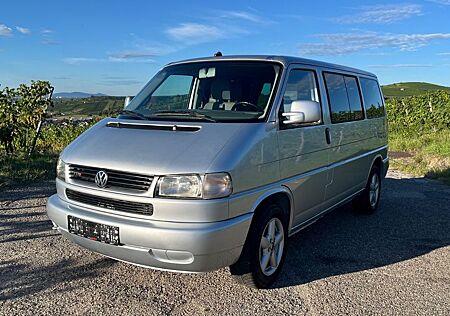 VW T4 Multivan Volkswagen TimTom 2.5L 151 PS Klima AHK
