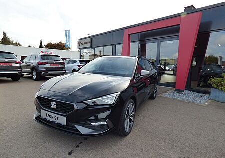 Seat Leon ST 2.0 TDI FR DSG MATRIX PANO KAMERA XL PAK