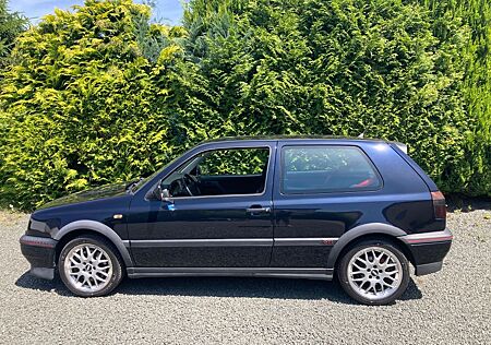 VW Golf Volkswagen GTi 2.0"Jubiläums Modell Edition