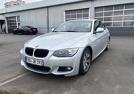 BMW 325i E92 Coupé M Sport, Rentnerfahrzeug