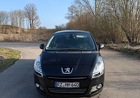 Peugeot 5008 2.0 Family HDi FAP 150 Family