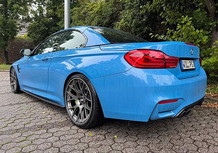 BMW M4 Competition Cabrio / Yas / Head Up