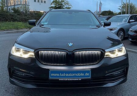 BMW 520 d A xDrive tour. Sport Line ICONIC Glow*HUD*