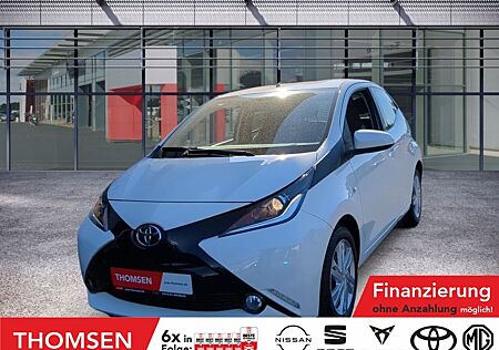 Toyota Aygo (X) AYGO 1.0 x-play Team D Kam. LM