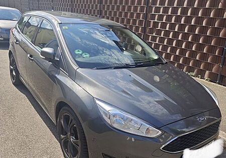 Ford Focus 1,5 TDCi 88kW PowerSh. Titanium Turnie...