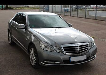 Mercedes-Benz E 300 BlueEFFICIENCY AVANTGARDE AVANTGARDE