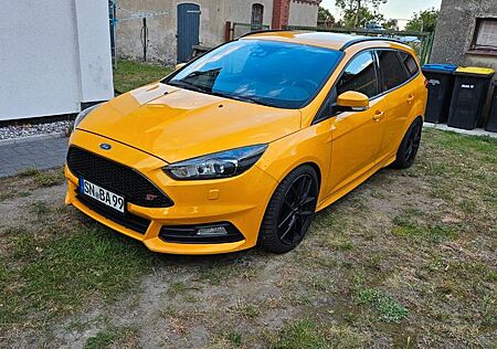 Ford Focus 2,0 EB ST Leder-Sport-Paket Turnier ST