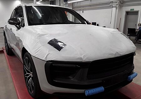 Porsche Macan T