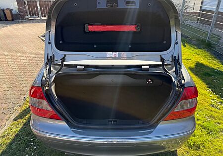 Mercedes-Benz CLK 200 KOMPRESSOR AVANTGARDE AVANTGARDE