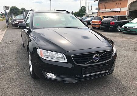 Volvo V70 D3 2.0 D Momentum Automatik/1.Hand/Vollleder