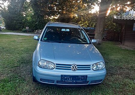 VW Golf Volkswagen 1.9TDI 74kW tiptr. Comfortline Variant ...