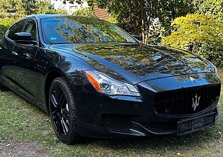 Maserati Quattroporte GTS V8 M 156 Ferrari Technik