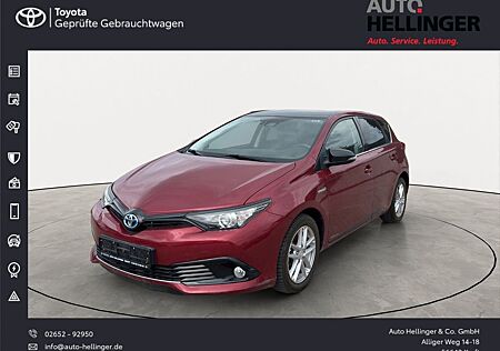 Toyota Auris Hybrid Style Selection
