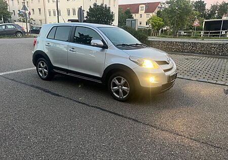 Toyota Urban Cruiser Basis 4x4 klima Euro 5