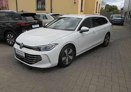 VW Passat Variant Volkswagen Passat Var. 2.0 TDI DSG Elegance