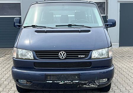 VW T4 Caravelle Volkswagen 2.5 TDI 75kW lang