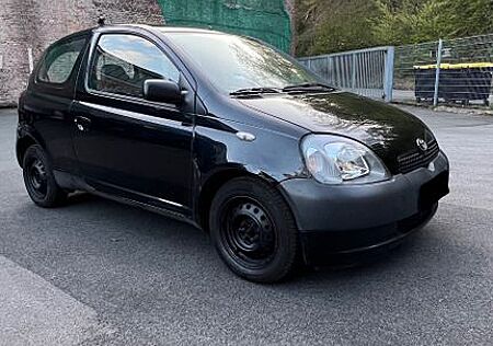 Toyota Yaris 1.0
