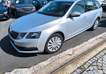Skoda Octavia TDI SCR Edition Combi, NAVI, PDC