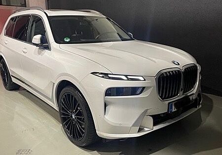 BMW X7 xDrive40d, 22Zoll Felgen