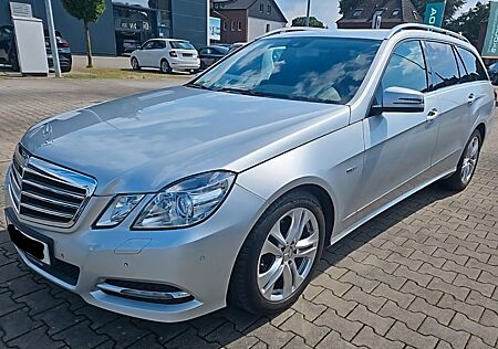Mercedes-Benz E 200 - CGI BlueEfficiency