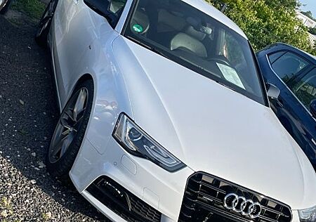 Audi A5 2.0 TDI S tronic quattro -