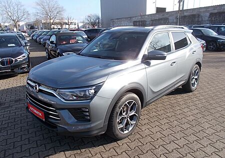 SsangYong Korando Onyx 4x2, Teilleder AHK Navi Allwetter