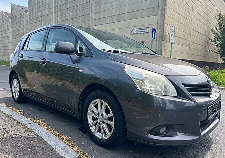 Toyota Verso 1.8l Valvematic Edition *2.Hand*