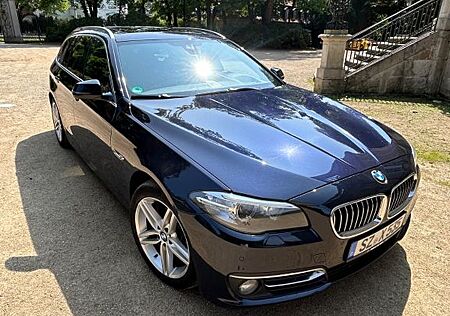 BMW 535d xDrive Touring A Luxury Line Luxury Line