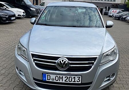 VW Tiguan Volkswagen 2.0 TSI 147kW 4MOTION Sport & Style S...