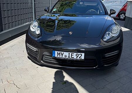 Porsche Panamera Turbo Executive Turbo Executive