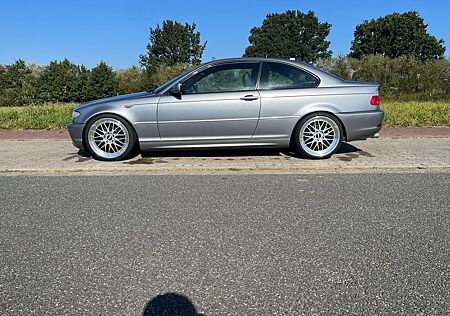 BMW 325Ci -