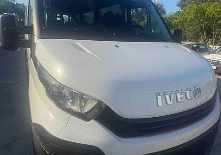 IVECO Massif