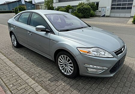Ford Mondeo Lim. Ambiente* Navi*Ahk*Pdc*FETPREIS