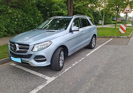 Mercedes-Benz GLE 350 d 4Matic - TOP AUSSTATTUNG-Standheizung