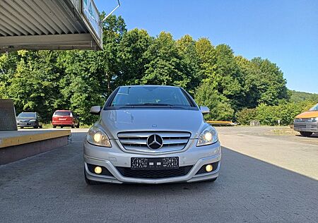 Mercedes-Benz B 200 B -Klasse CDI AUTOMATIK NAVI SHZ AHK