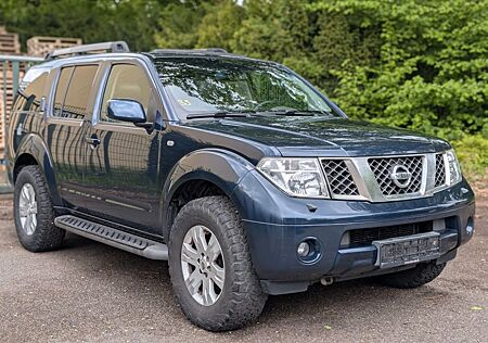 Nissan Pathfinder 2.5 dCi Premium