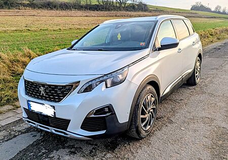 Peugeot 5008 PureTech 130 EAT6 Allure