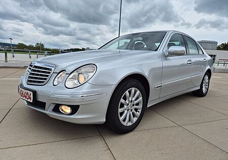 Mercedes-Benz E 280 E -Klasse Lim. Top gepflegt TÜV Neu