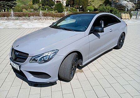Mercedes-Benz E 250 Sport Edition Autom. Sport Edition AMG +