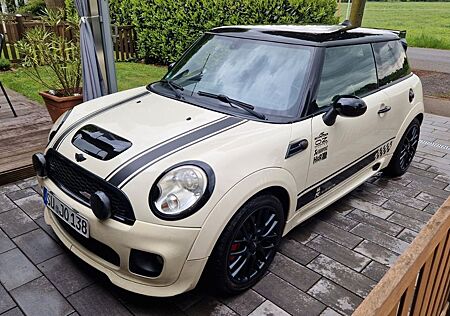 Mini Cooper Coupe Cooper S R56 JCW Aerokit, neuer Motor, 8-fach