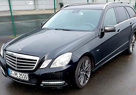 Mercedes-Benz E 350 CDI T BlueEFFICIENCY -