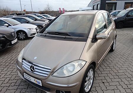 Mercedes-Benz A 200 A -Klass,P-Dach,Autom,PDC,