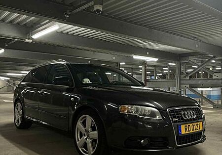Audi A4 3.0 TDI (DPF) tiptronic quattro Avant -