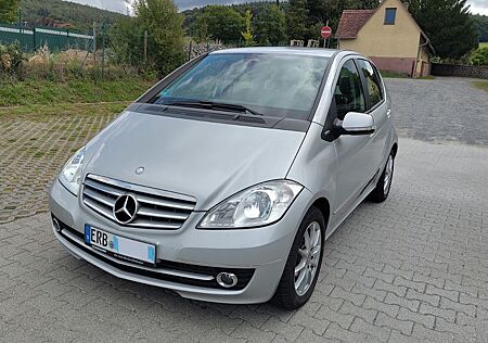 Mercedes-Benz A 180 A-Klasse | 116 PS | AHK | KLIMA