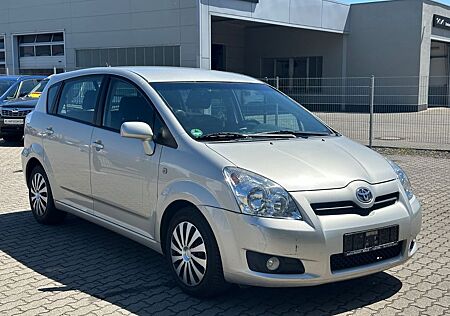 Toyota Corolla Verso 2.2 D-4DSol TÜV 7/26 7 Sitzer AHK