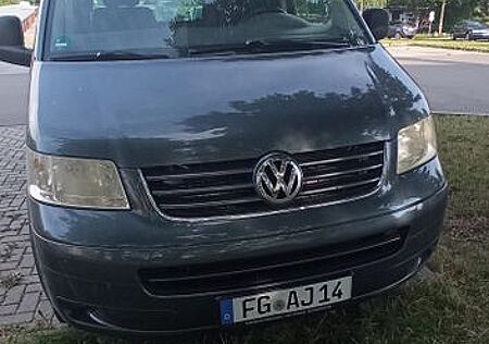 VW T5 Multivan Volkswagen , NEU: TÜV, Bremsen, Ganzjahresreifen