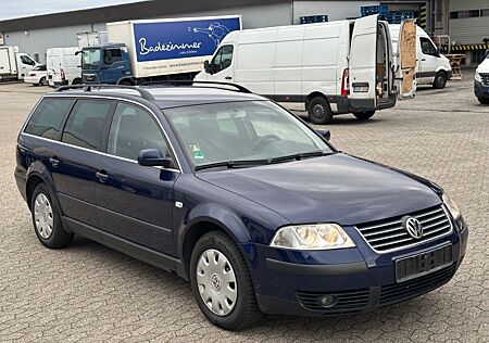 VW Passat Variant Volkswagen Passat TDI -Klima - SHZ - AHK-TÜV+ÖL+Reifen NEU!